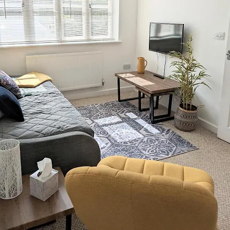 Studio Apartment North Кардифф Экстерьер фото
